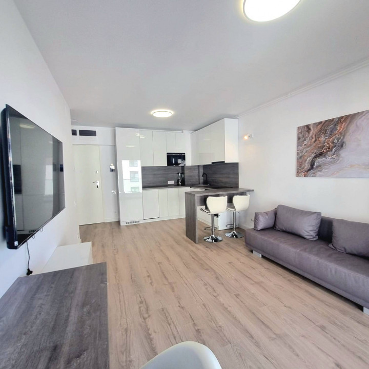 APARTAMENT 2 CAMERE PRIMA VISTA-50 MP UTILI-LANGA METROU PIPERA