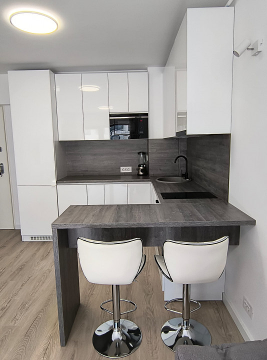 APARTAMENT 2 CAMERE PRIMA VISTA-50 MP UTILI-LANGA METROU PIPERA