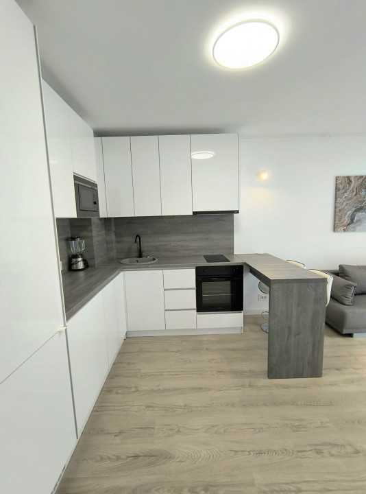 APARTAMENT 2 CAMERE PRIMA VISTA-50 MP UTILI-LANGA METROU PIPERA