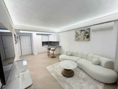 Apartament 2 camere | Cortina North | Parcare inclusă