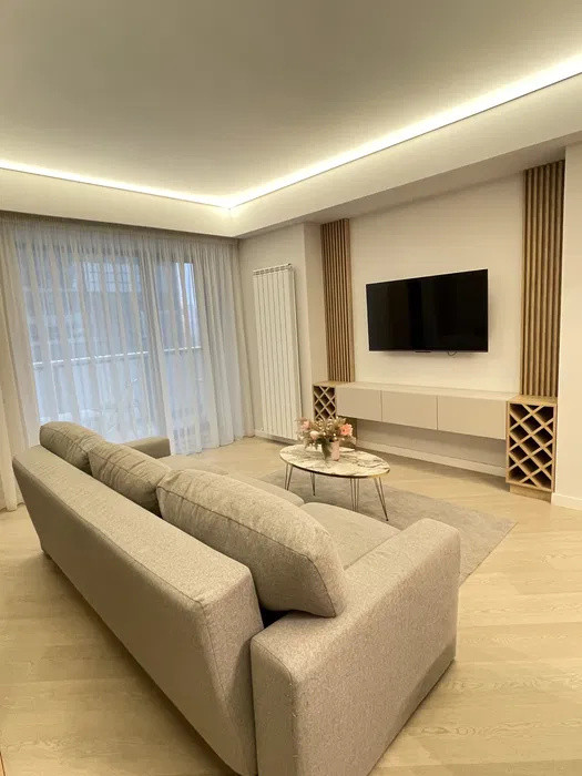 Apartament 2 camere | Cortina North | Lux | Parcare inclusă