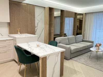 Apartament 2 camere | Cortina North | Lux | Parcare inclusă