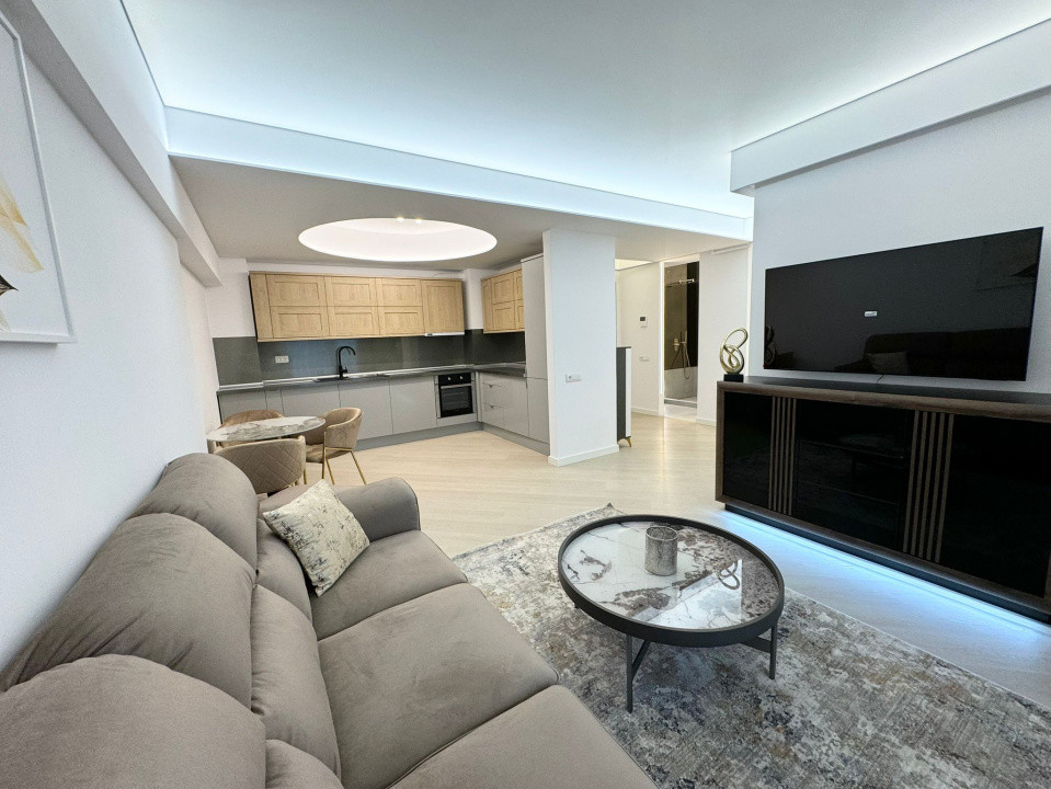 Apartament 3 camere | Cortina North | Lux | Parcare inclusa