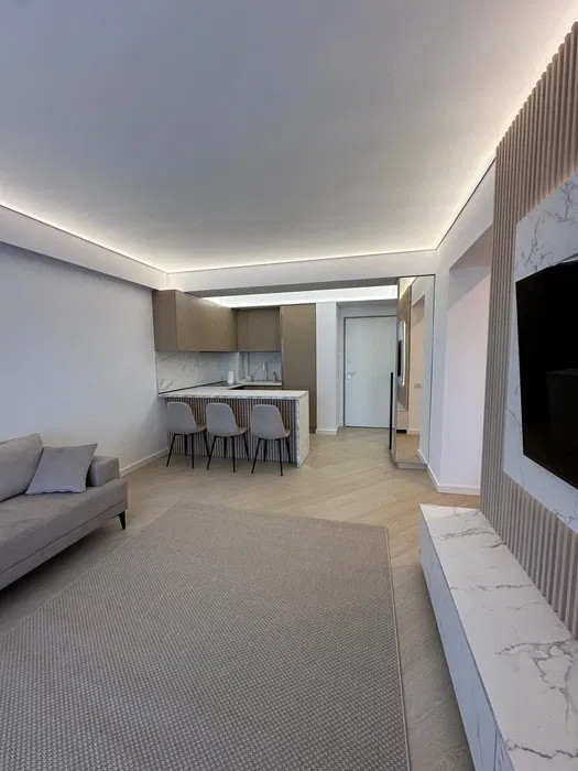 Apartament 2 camere | Cortina North | Modern | Parcare inclusă