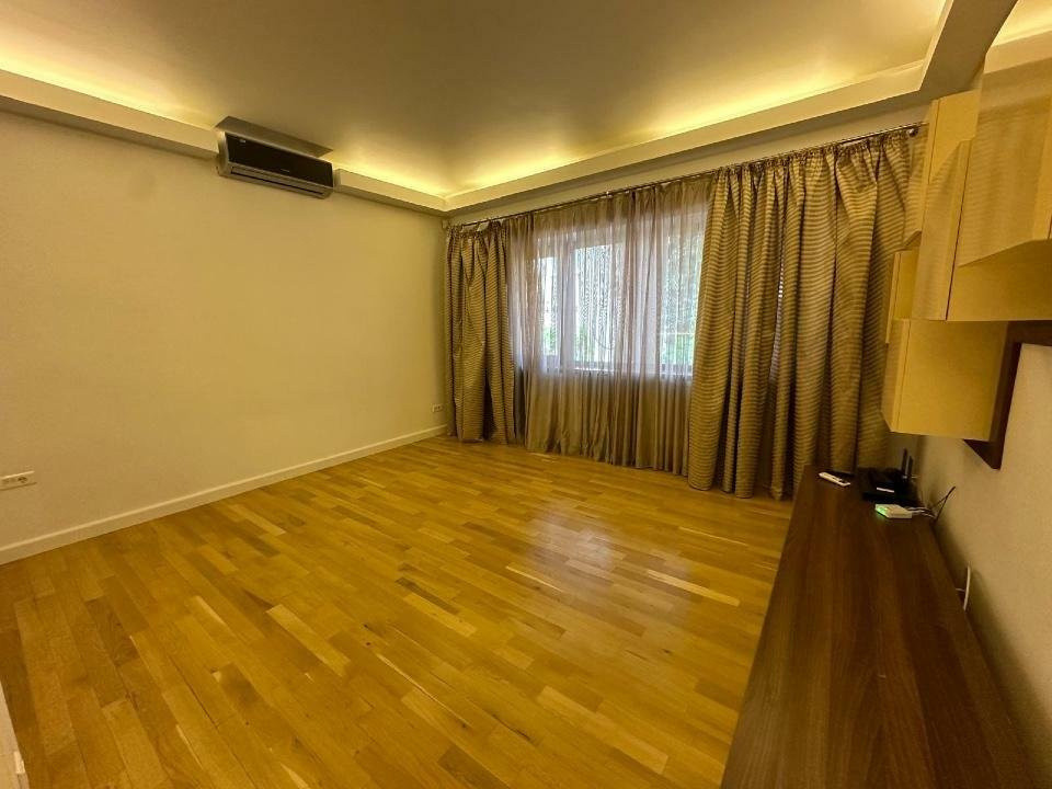 Apartament 3 camere | 2 Boxe pentru depozitare | 88 MP | Primaverii
