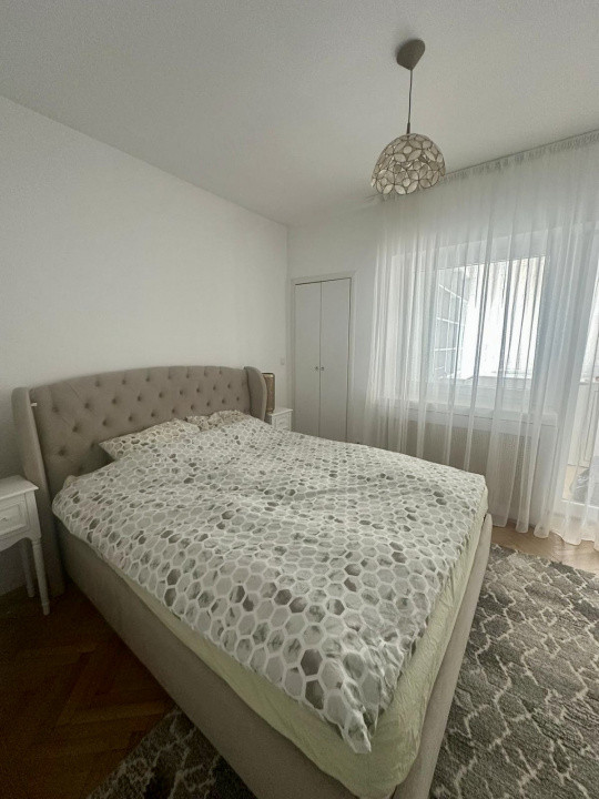 Apartament 3 camere  | Centrala de imobil | Renovat | Cismigiu