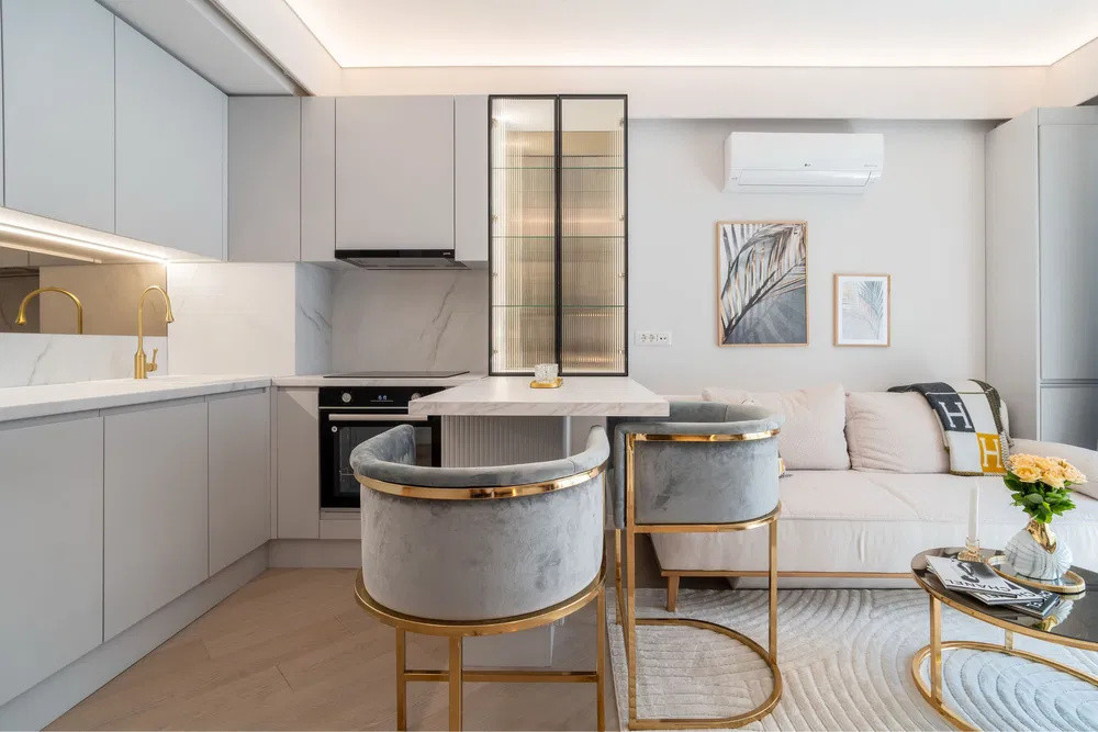 Apartament 2 camere Lux | Cortina North | Mobilat & utilat | Parcare subterană