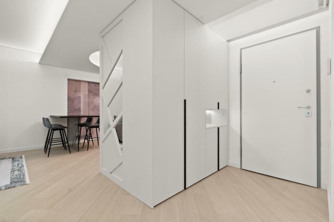 Apartament 3 Camere | Cortina North | Parter Înalt cu Vedere la Grădină