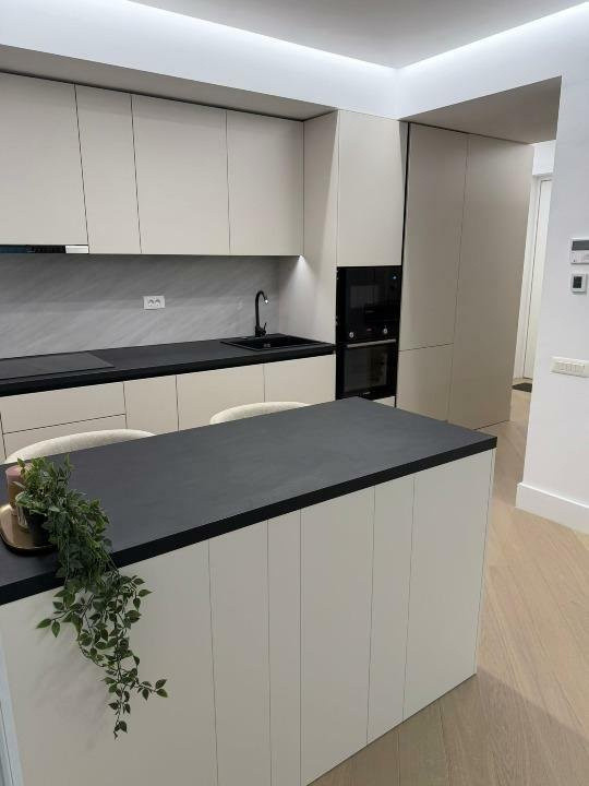 Apartament 3 camere | Prima închiriere, loc parcare | Cortina 126 Iancu Nicolae