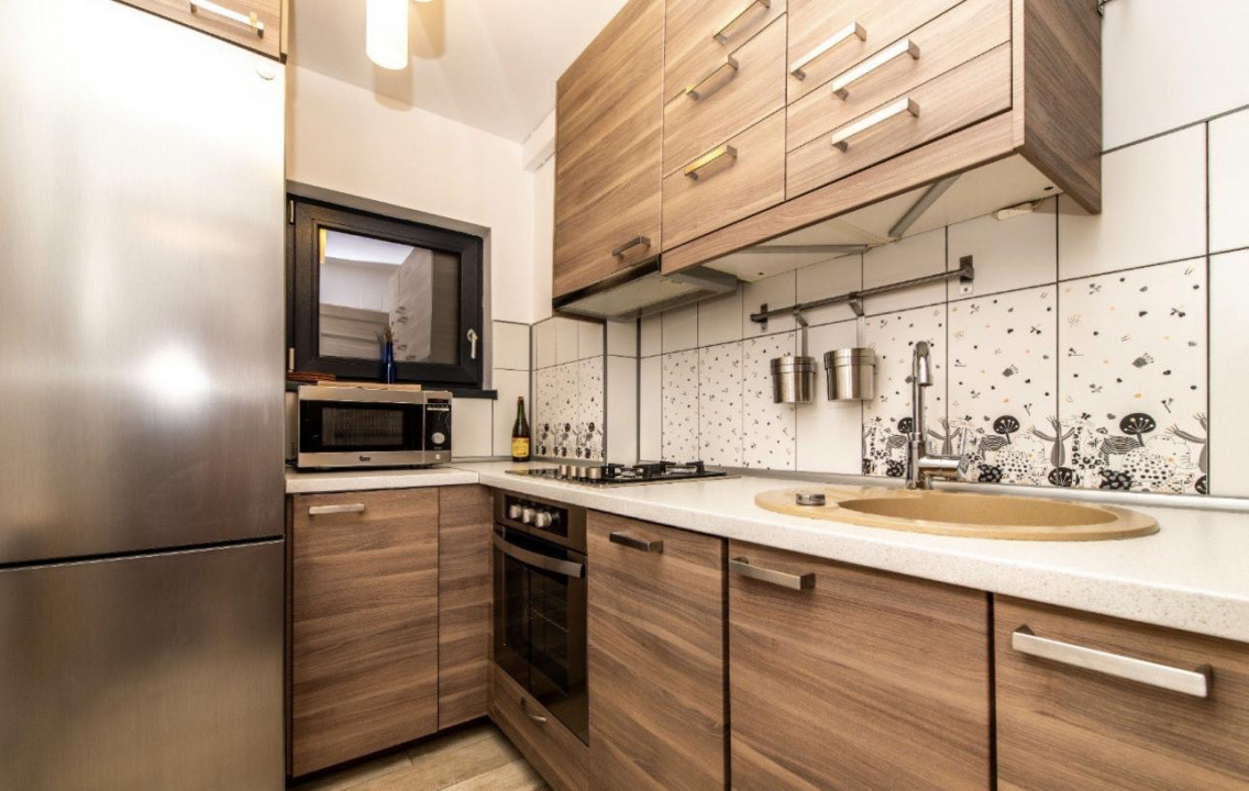 Apartament 2 Camere | Decomandat | Centrala de bloc | Cismigiu