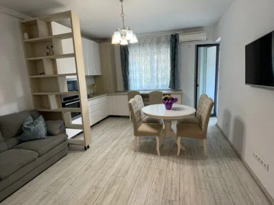 Apartament 3 camere | Loc de parcare | Prima inchiriere | Piata Muncii-Decebal