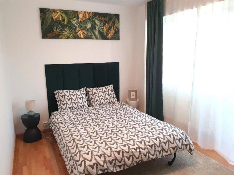 Apartament 3 camere de închiriat – Aviației | Parcare