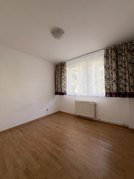 Apartament unic 6 camere | 2 apartamente de 3 camere conectate| 1 Decembrie 1918