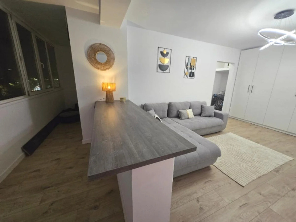 Apartament 2 camere | Renovat | Prima inchiriere | Stefan cel Mare