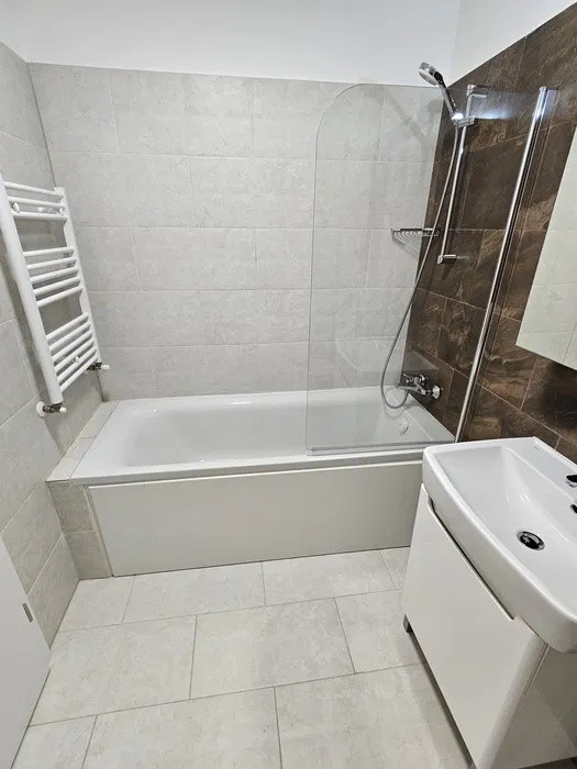 APARTAMENT 2 CAMERE| EMIL RACOVITA| ZONA PIPERA| PARCARE INCLUSA