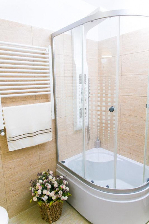 Garsonieră | Centrala de bloc | Pet Friendly| Metrou Piața Romană