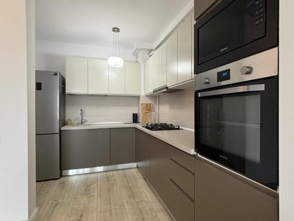 Apartament 3 camere de închiriat | Balcon | Valletta Residence