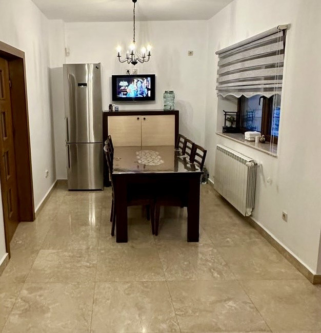 Casă 6 camere | Finisaje Premium cu Marmură | Oras Pantelimon