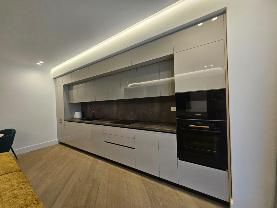 Apartament 3 camere de închiriat | 107 MP|  Cortina 126 | Prima închiriere