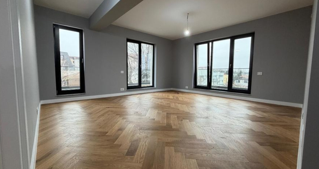 Apartament 3 camere| terasă|  Băneasa–Aviației 