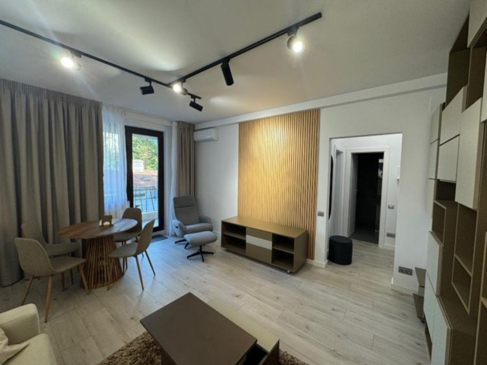 Apartament 2 camere  | balcon | Parcare | Decebal / Piața Alba Iulia