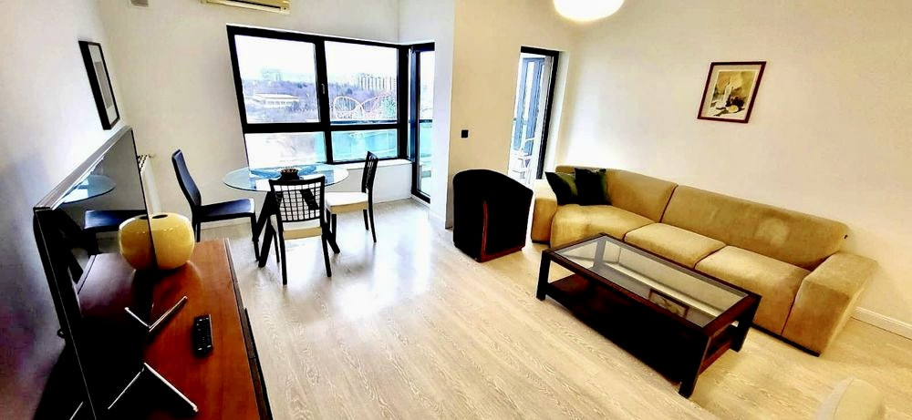 Apartament de lux 2 camere – Emerald Residence | 70 mp | Vedere panoramică lac |