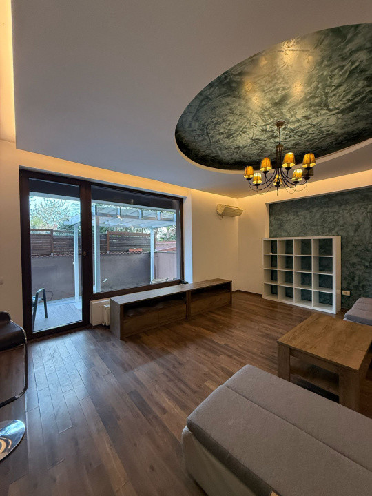 APARTAMENT 3 CAMERE| ZONA BENASA| TERASA 50MP| 2 LOCURI DE PARCARE