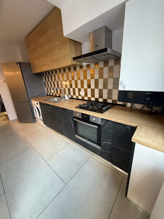 APARTAMENT 3 CAMERE| ZONA BENASA| TERASA 50MP| 2 LOCURI DE PARCARE