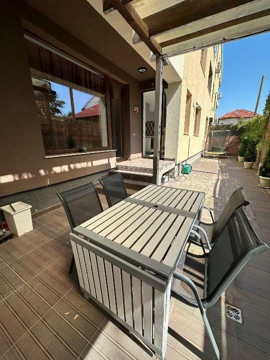 APARTAMENT 3 CAMERE| ZONA BENASA| TERASA 50MP| 2 LOCURI DE PARCARE