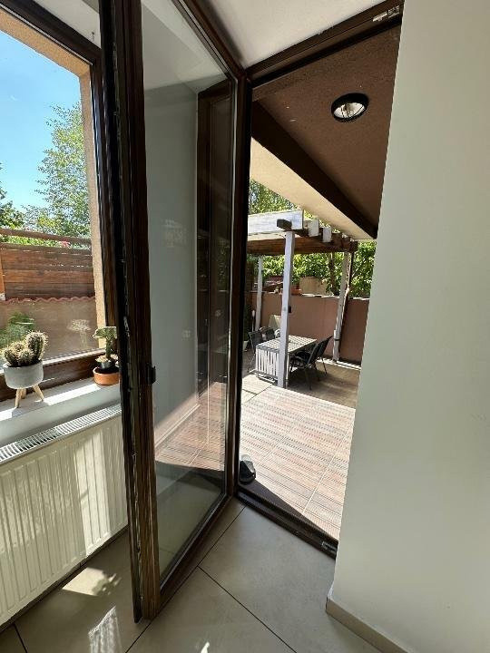 APARTAMENT 3 CAMERE| ZONA BENASA| TERASA 50MP| 2 LOCURI DE PARCARE