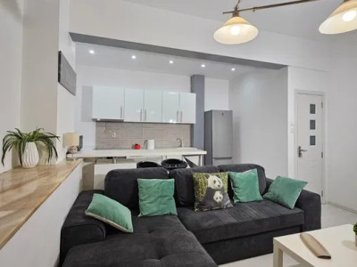 Apartament 2 camere | Piața Romană – Magheru | Renovat | Ultracentral | Mobilat