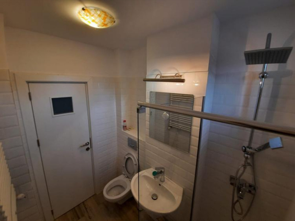 Apartament 3 camere | Domenii | 2 băi | Renovat 