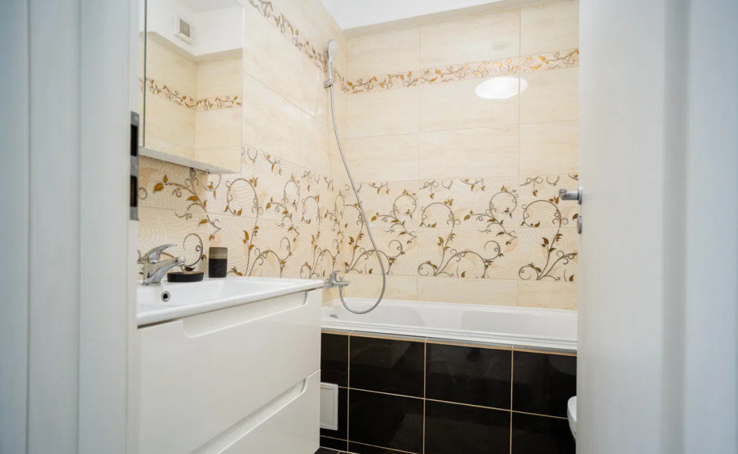 Apartament 2 camere Carol City Parc | Terasă 10 mp | Parcare 