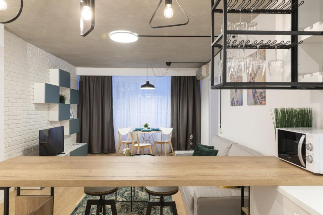 Apartament 3 camere | Renovat | Sala Palatului-Cismigiu-Calea Victoriei 