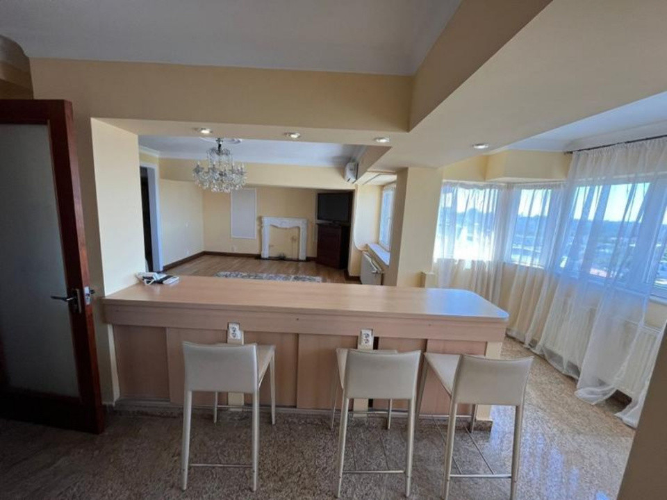 Apartament 3 camere | 104 mp | Centrală proprie | Renovare | Lux