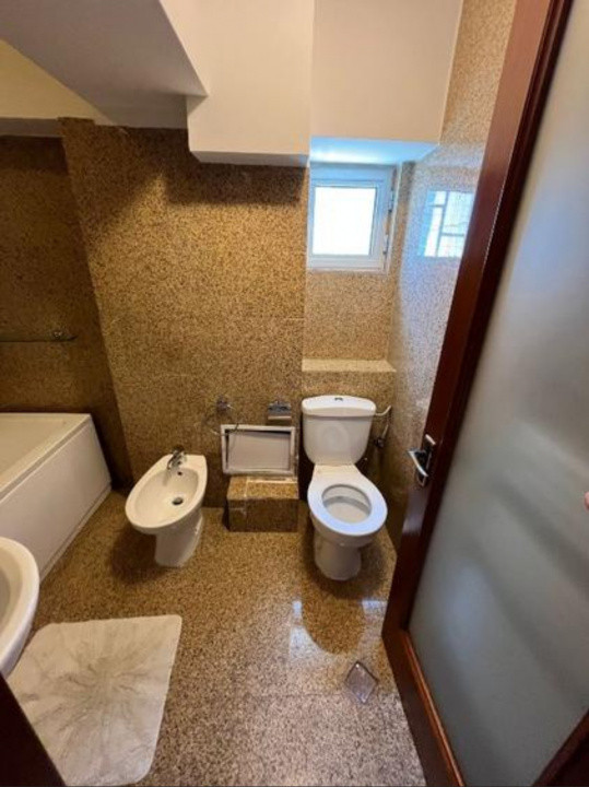 Apartament 3 camere | 104 mp | Centrală proprie | Renovare | Lux