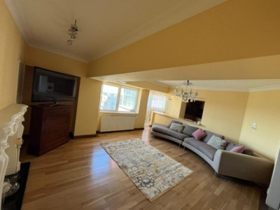 Apartament 3 camere | 104 mp | Centrală proprie | Renovare | Lux