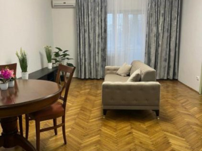 Apartament 3 camere | 100 mp | Renovare completă | Zonă verde