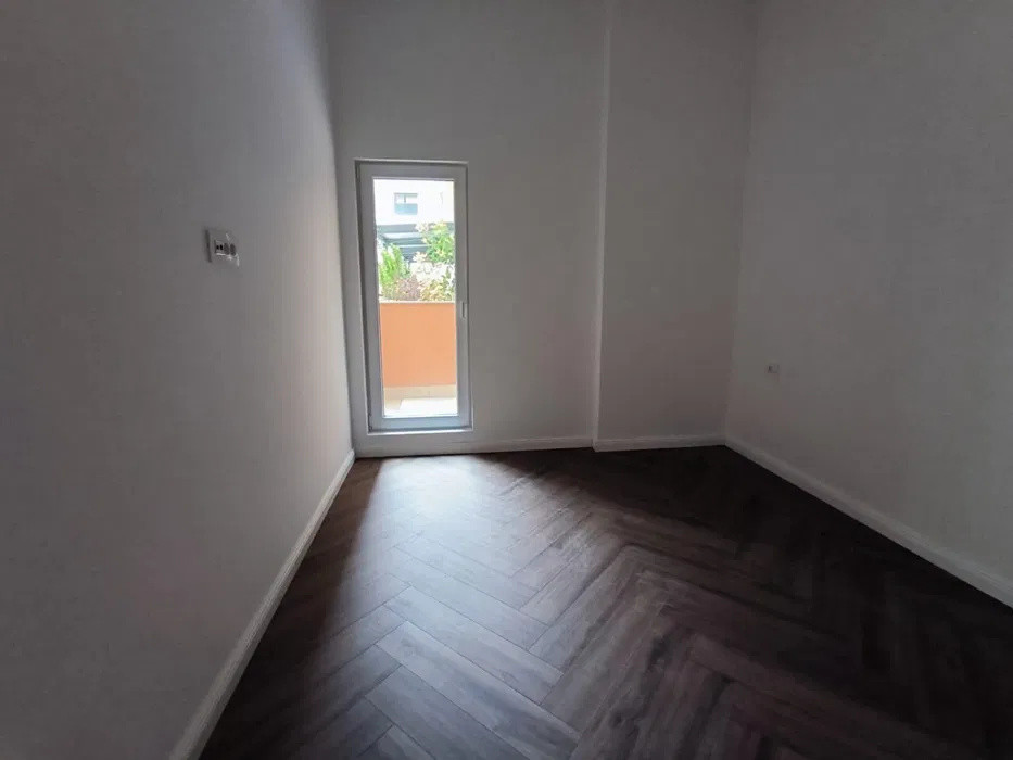 Spațiu Comercial Modern cu Terasă în Ambiance Residence | Vizibilitate Excelentă