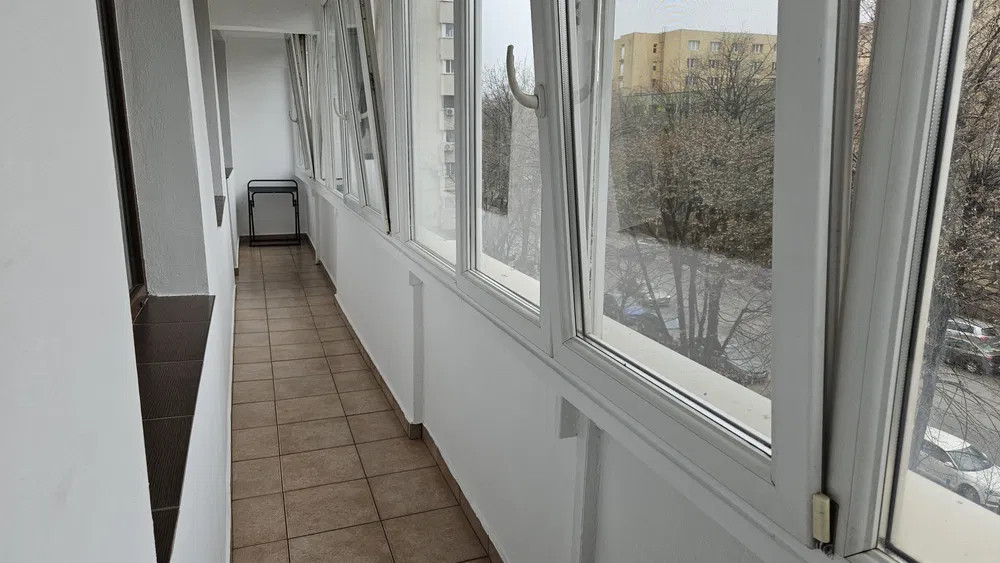 APARTAMENT DE 3 CAMERE, MODERN, RENOVAT, TEI