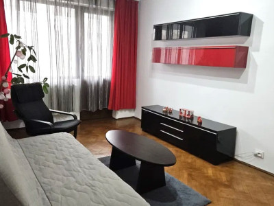 APARTAMENT DE 3 CAMERE, MODERN, RENOVAT, TEI