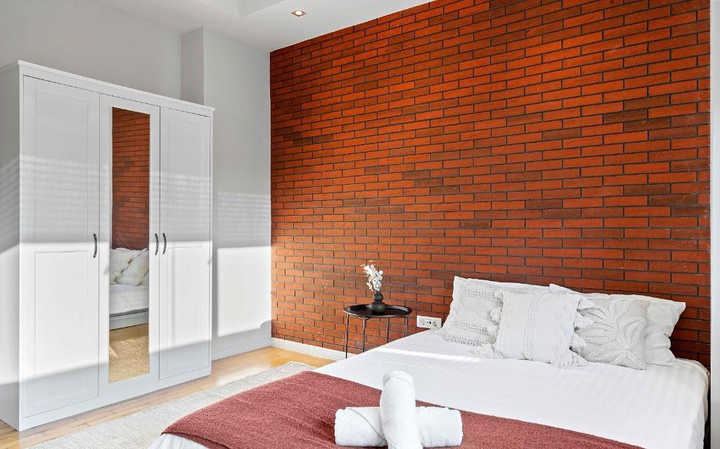 APARTAMENT DE 3 CAMERE | CENTRALA PROPRIE | PIATA VICTORIEI-DR FELIX