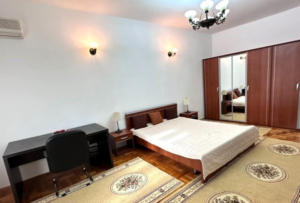 APARTAMENT DE 3 CAMERE, PARCARE, HERASTRAU