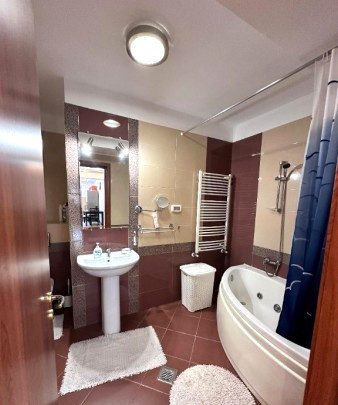 APARTAMENT DE 3 CAMERE, PARCARE, HERASTRAU