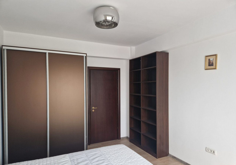APARTAMENT DE 2 CAMERE| METROU JIULUI| PARCARE