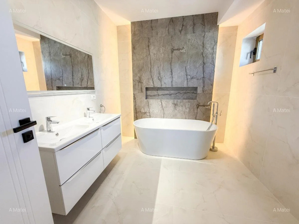 Apartament cu 3 Camere de Lux | Green Lake Residence | Lift Privat | 120 mp