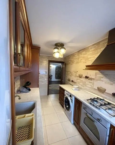 APARTAMENT 3 CAMERE, CENTRALA PROPRIE, P-TA ALBA IULIA