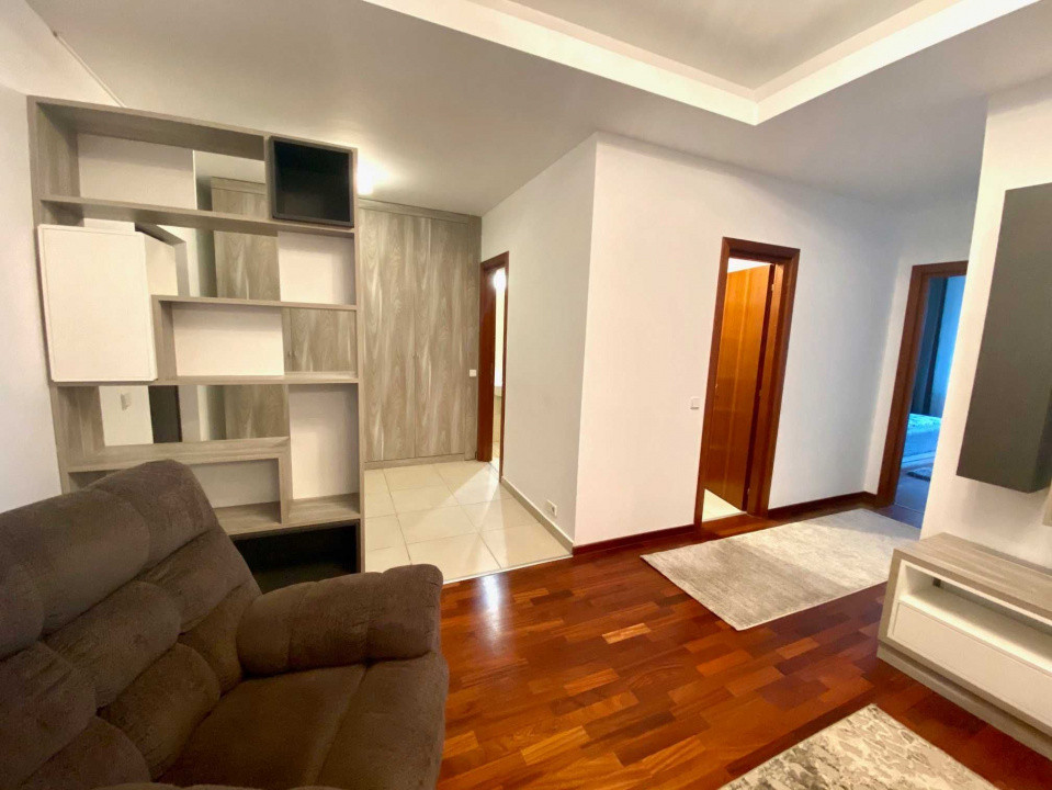 Apartament de 3 camere | 110 MP + Terasa | Parcare | Pipera