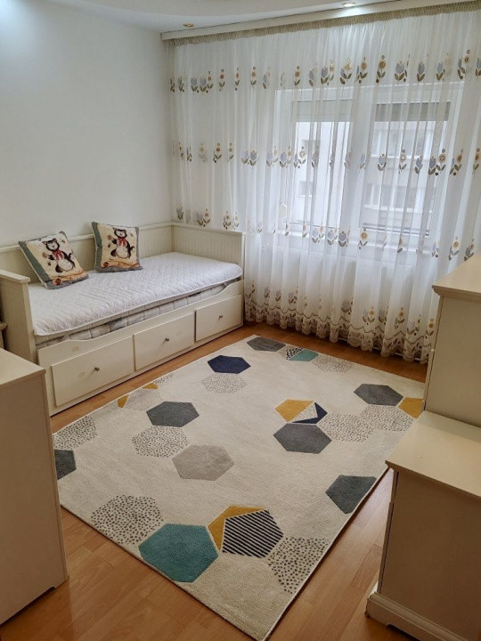 Apartament de 3 camere | Bulevardul Unirii