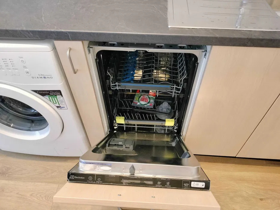 Garsonieră renovată | Mobilată complet, balcon, 40 mp | Nerva Traian